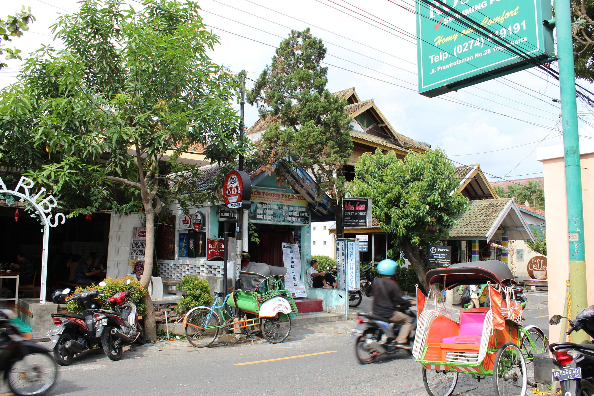 Hotel Grand Rosela Jogjakarta Buitenkant foto